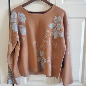 TAHARI XL CARAMEL BLUE FLORAL SWEATER. NWT BOXY LONG SLEEVES